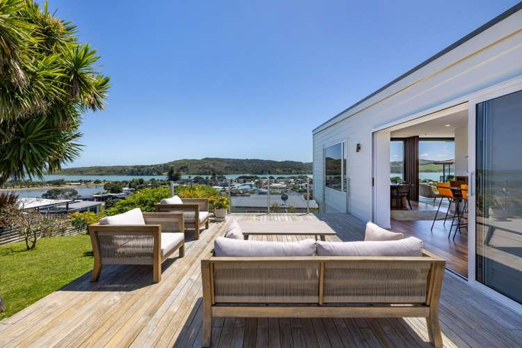 18 Upper Bow Street_2