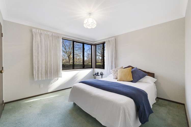 145 Racecourse Road Cambridge_15