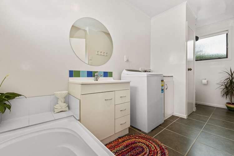 28 Carlton Street Glenholme_27