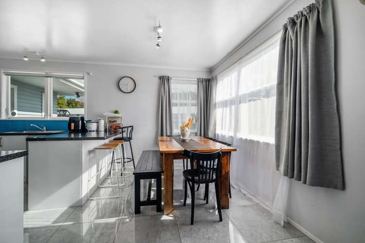 20 Fenruss Street Fairy Springs_7