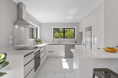 12 and 14 Winnie Close_3