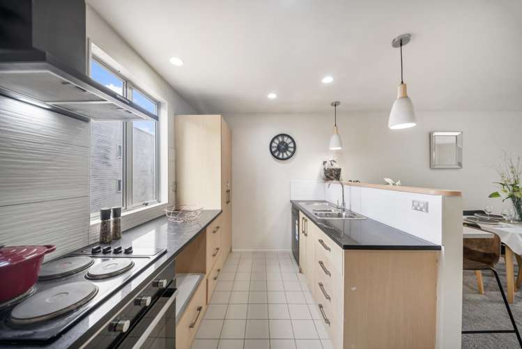 435B West Coast Road Glen Eden_10
