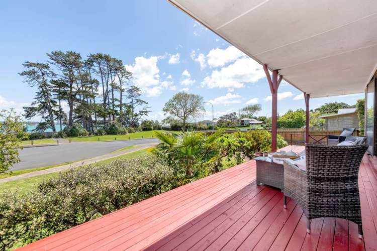 26 Puriri Road Beachlands_11