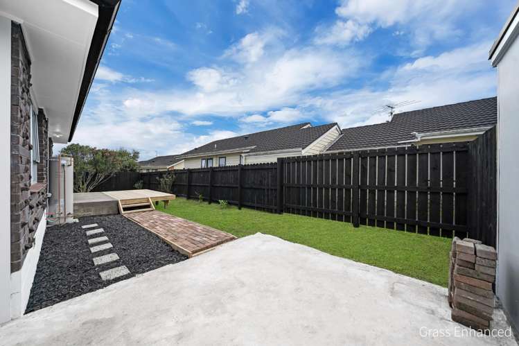 2/37 Blacklock Avenue_3