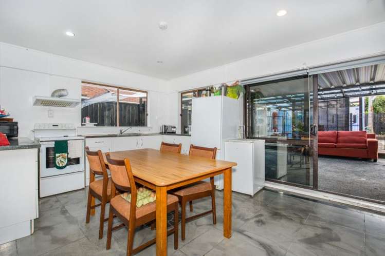 19 Domain Road Manurewa_3