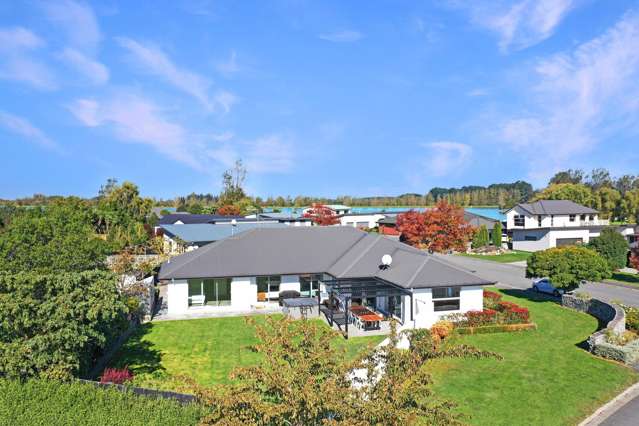 5 Bedrooms, 3 Car Garage- Space for Everyone!
