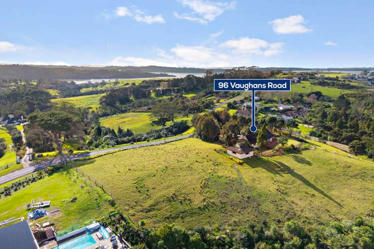 96 Vaughans Road Long Bay_31