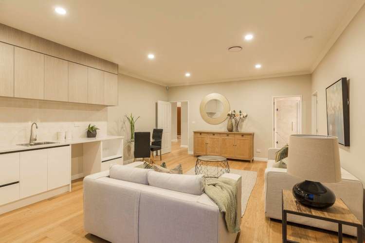 24 Clifton Road Whitford_25