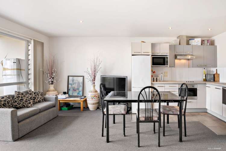 86b Michael Jones Drive Flat Bush_5