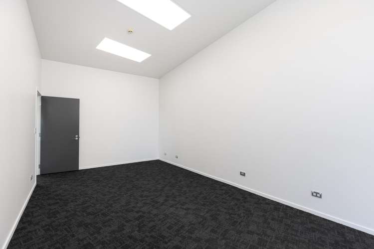 1 Cadillac Way (Level 1 Office) Annesbrook_7