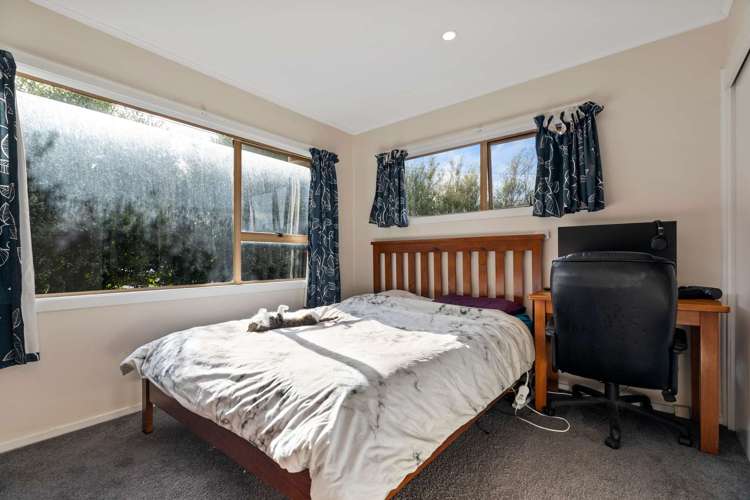 2 Metcalfe Road Henderson_9