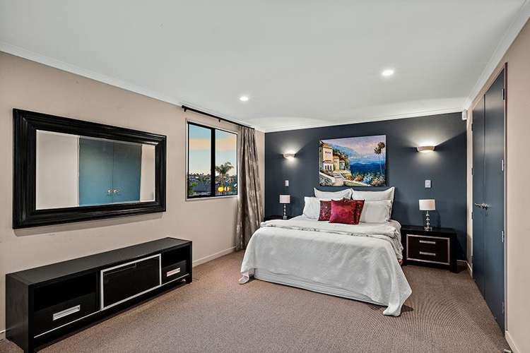 6 Lupetti Rise West Harbour_16