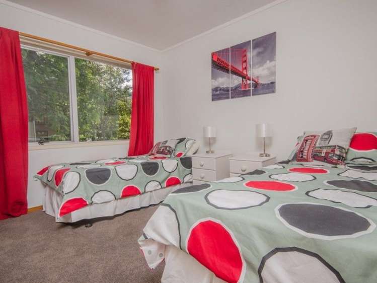 25 Puketitiro Street Glen Eden_11