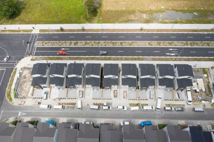 16 Laquinta Place Flat Bush_6