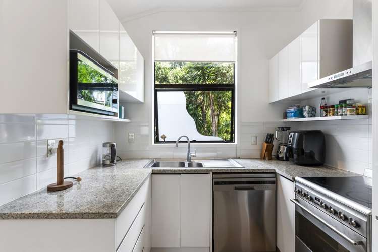 2/41 St Georges Bay Road Parnell_9