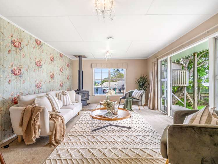 9 Walnut Place Owhata_2