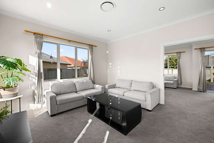 27 Teatree Close Huntington_9