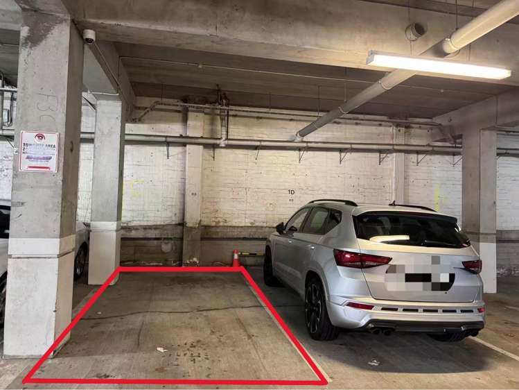 Carpark A/16-18 Eden Crescent_1