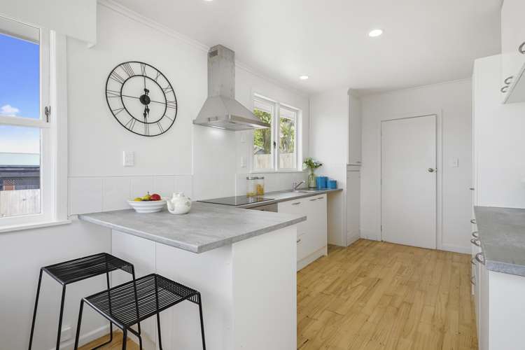 19 Fairclough Road Beach Haven_7