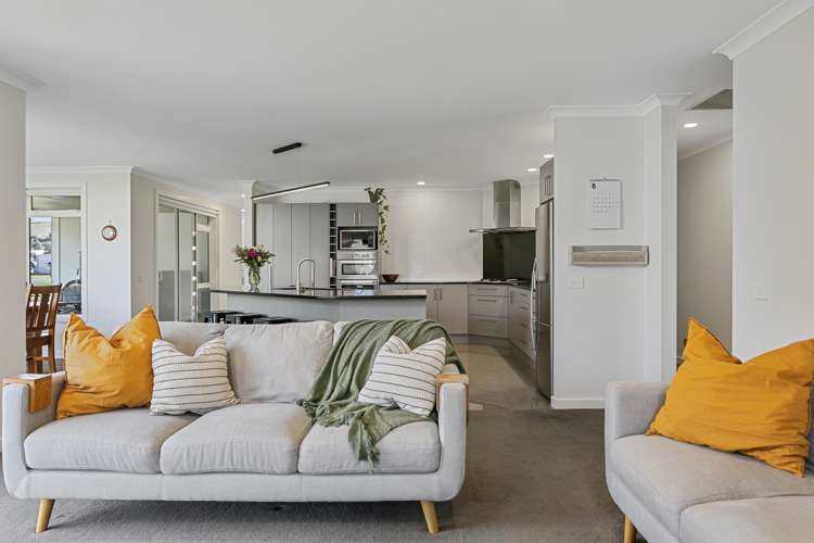 19 Montgomery Crescent Kinloch_8