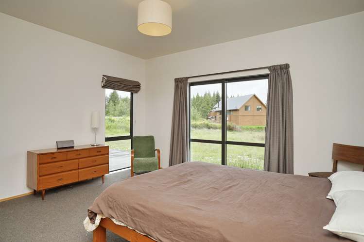 8 Cheeseman Terrace Castle Hill_8