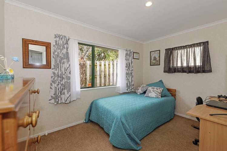 27 Millstream Drive Henderson_10