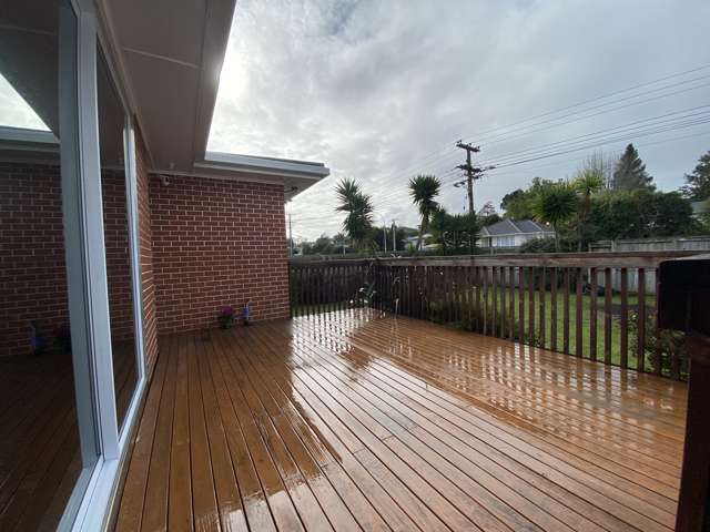 103 Vodanovich Road Te Atatu South_2