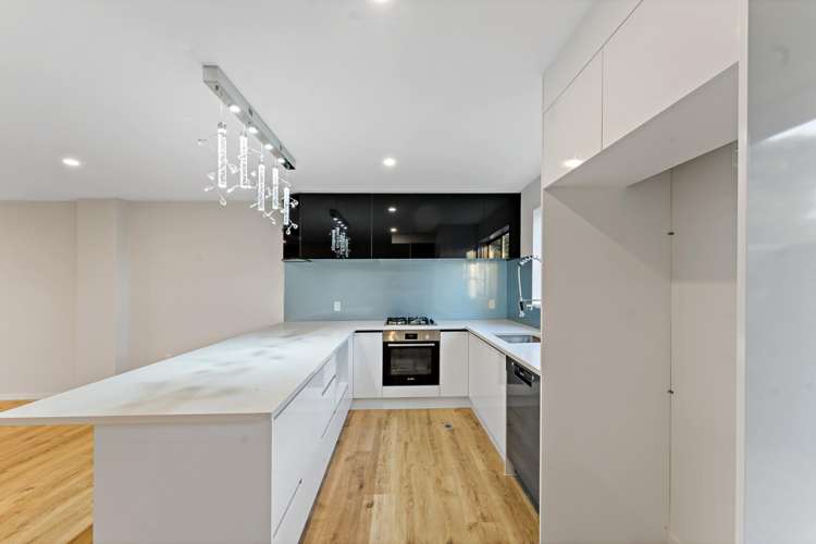 1,2,8/273 Mt Albert Road Sandringham_7