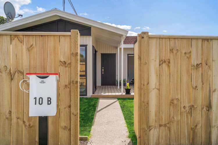 10B Taupo Avenue_3