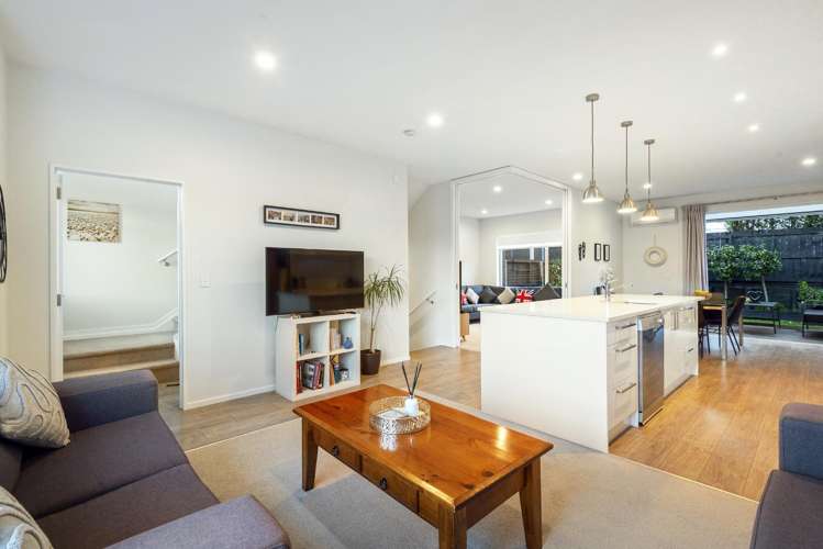 7 Sunview Street Silverdale_9