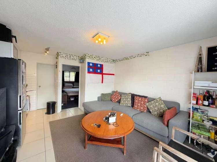 2/16 Bellevue Road Mt Eden_1