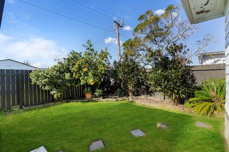 36 Parakai Avenue Parakai_12