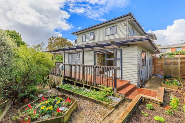 3a Castaing Crescent Te Atatu South_3