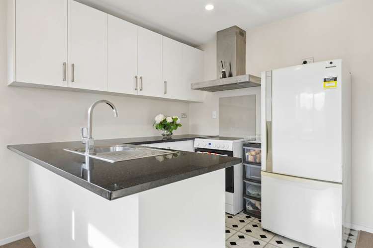 23 Desmond Place Otara_6