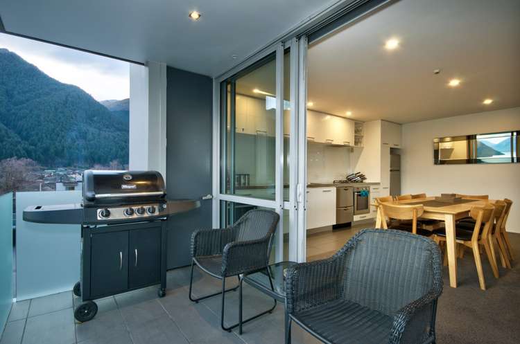 3/60 Hallenstein Street Queenstown_17