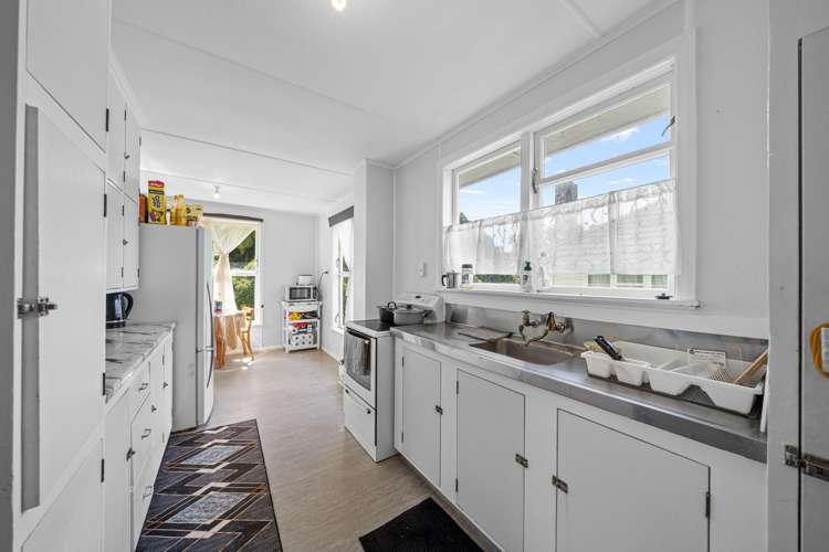 12 Ngahue Crescent Elsdon_1