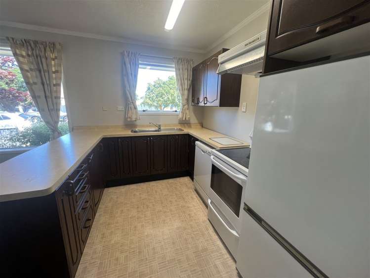 3 Todd Avenue Bishopdale_12