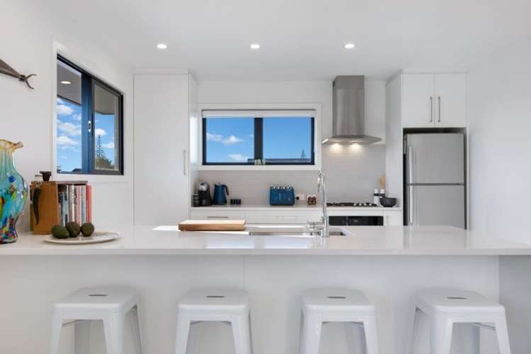 1046B Papamoa Beach Road_4