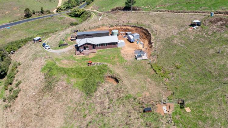 98 Pekanui Road Puketotara_18