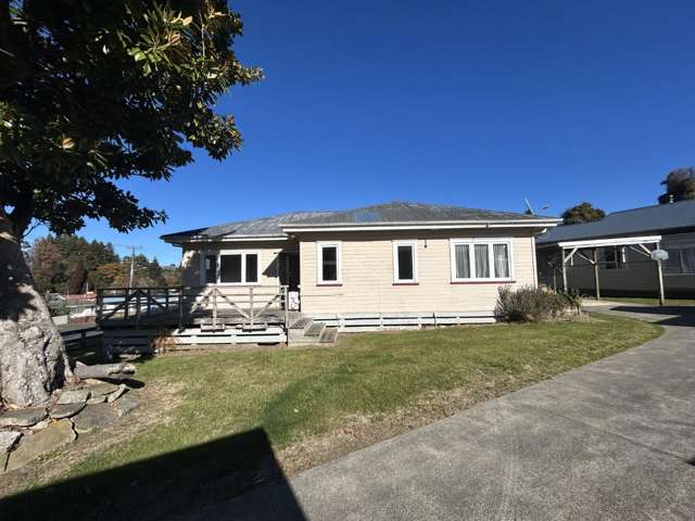 TAIHAPE - THREE BEDROOMS
