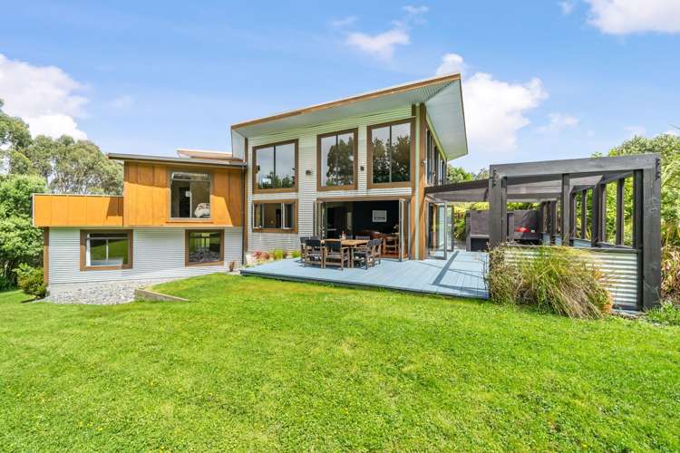 97a Coroglen Rise Plimmerton_19