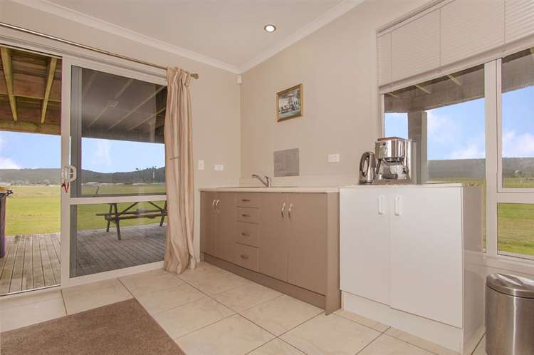 7 Yankee Lane Whitianga_21