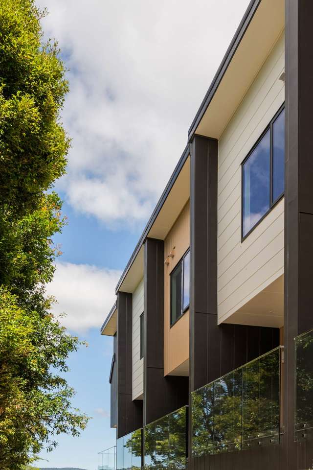 12 South Pacific Place Henderson_3