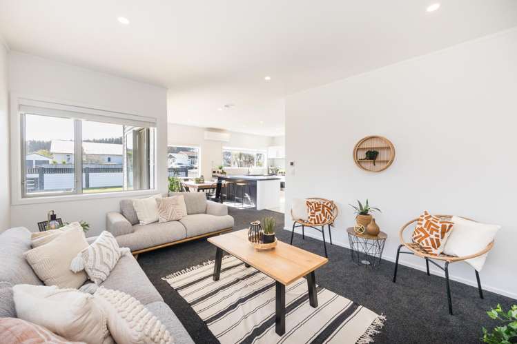 8 Cousins Avenue West Foxton Beach_2