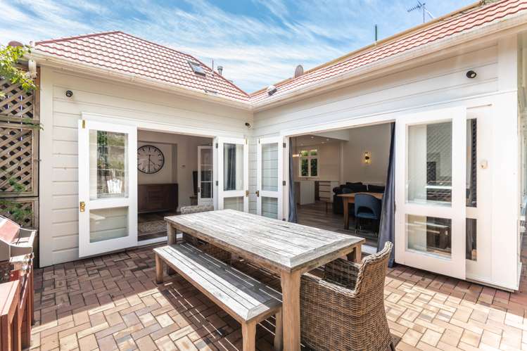 210 Oriental Parade Oriental Bay_26