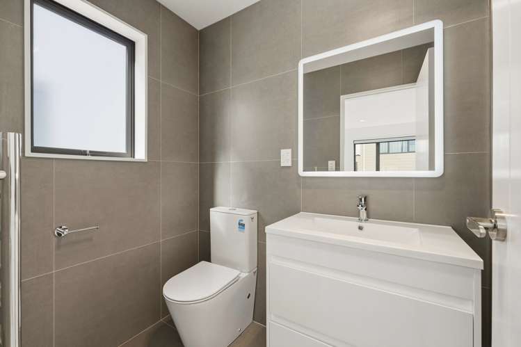 5 Greenbrier Street Westgate_10
