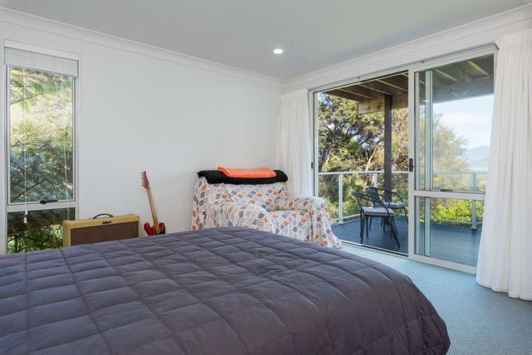 16 Lawrence Road Kenepuru Sound_12