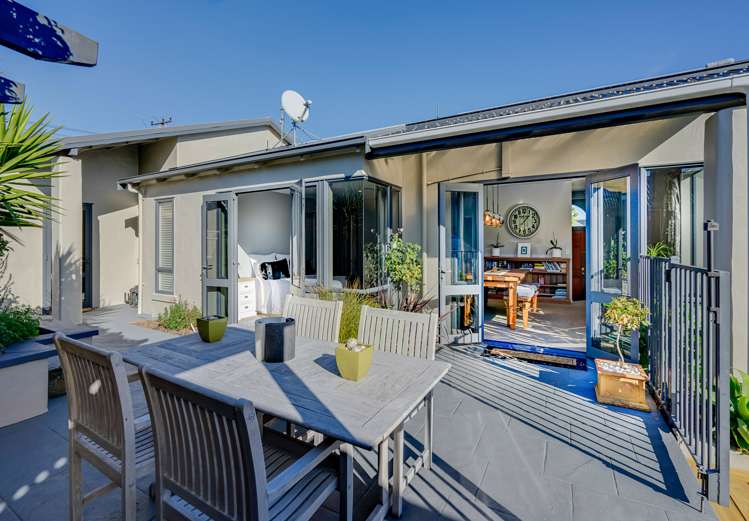 137 Aldinga Avenue Stoke_3