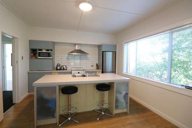 3/178 Le Cren Street Seaview_2