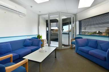 Unit B/747 Whangaparaoa Road_2
